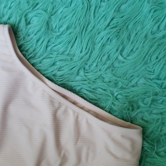 NWT Stoney Clover women's pink cheeky one pc. swimsuit - Picture 3 of 10